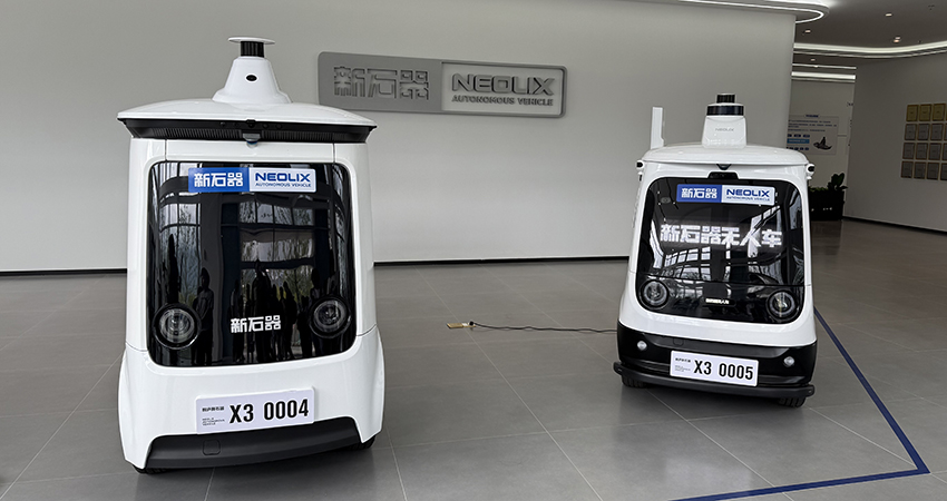 新石器第1万台无人车下线，无人配送行业将迎爆发