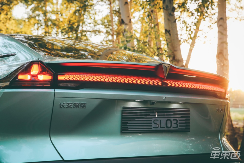 长安版“Model 3”上市！最远续航705公里，18万起售