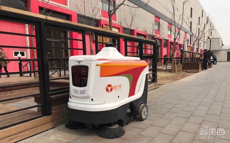 對話智行者CEO張德兆：無人掃地車租一年，頂6個環(huán)衛(wèi)工