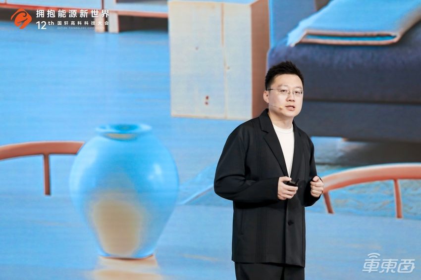 国轩高科发布磷酸锰铁锂电池，纯电续航破1000公里，明年量产