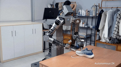 字节新机器人亮相,学会穿鞋带了!