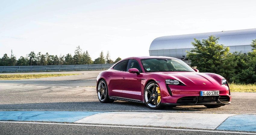 保时捷Taycan半年内第四次召回！原因各不相同，这次是双闪惹祸了