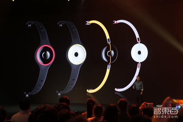 华米推299元Amazfit手环 陶瓷材质进军时尚圈