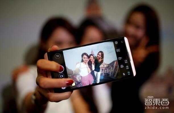 智东西晚报:6大共享单车接入支付宝 暴风Q1净利爆跌585%但魔镜大卖