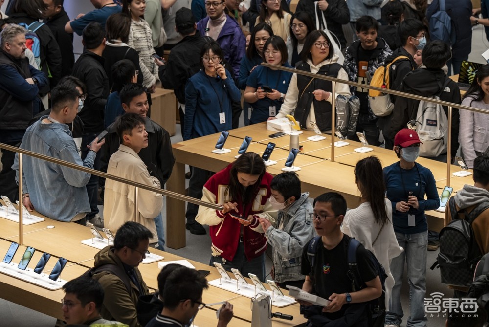 苹果季报惨淡?壕掷千亿美元回购,市值大涨超万亿元,库克回应AI和中国市场