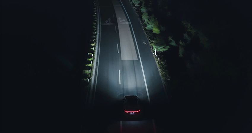 一束光重塑出行，智能车灯如何实现汽车体验革命？