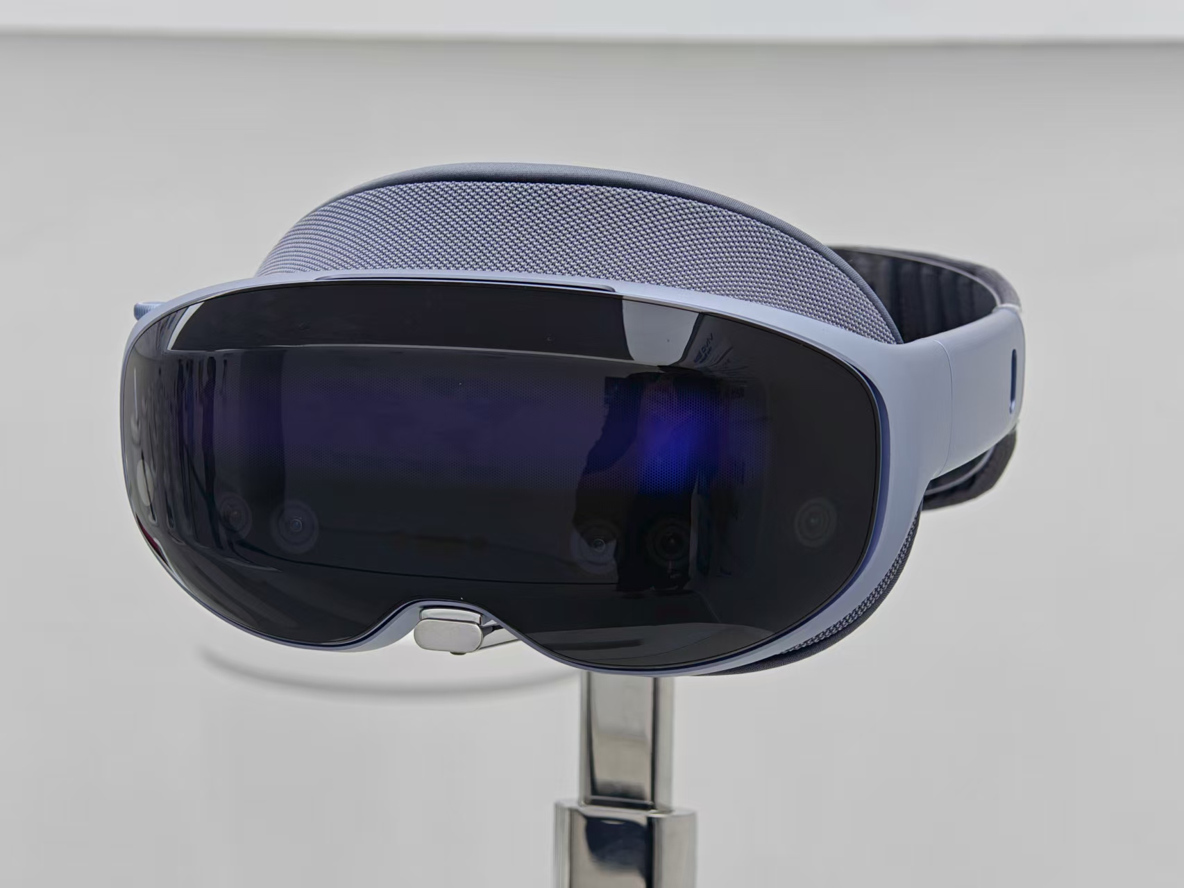 vivo Vision首发深度体验：像素级对标苹果，定价决定杀伤力