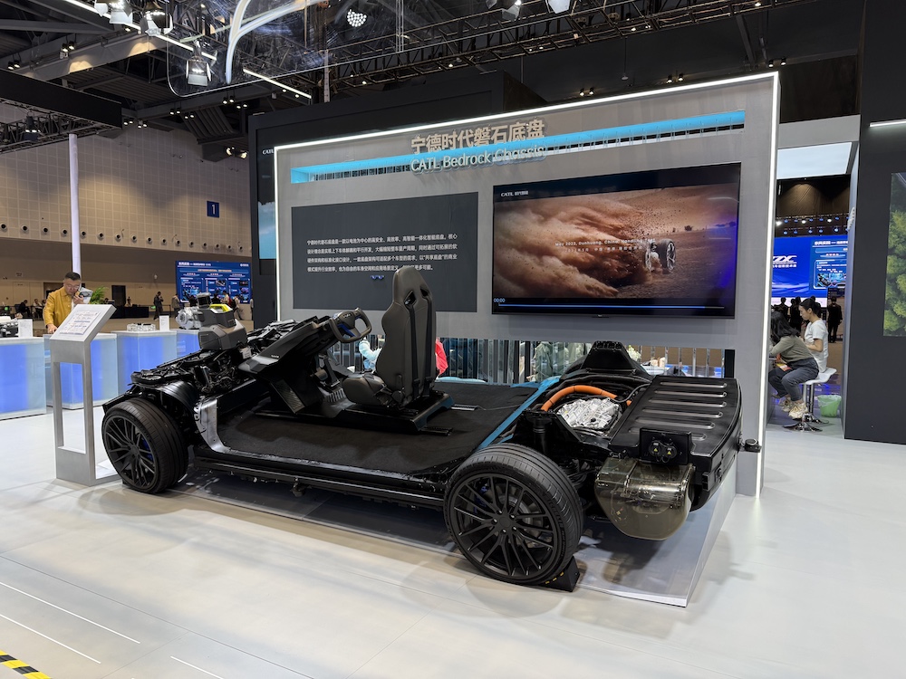 对话时代智能蔡建永:滑板底盘将进入Robotaxi市场,AI驱动是未来重点