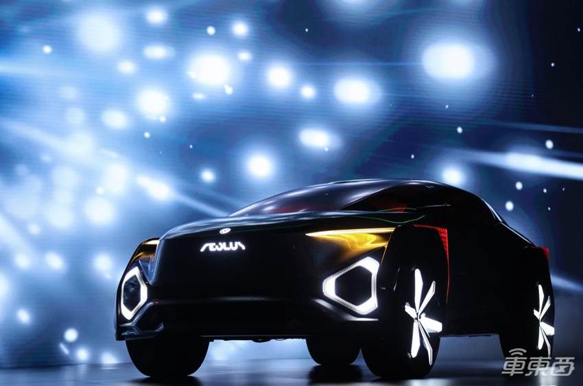 东风风神奕炫MAX上海车展全球首秀，新平台架构下首款车