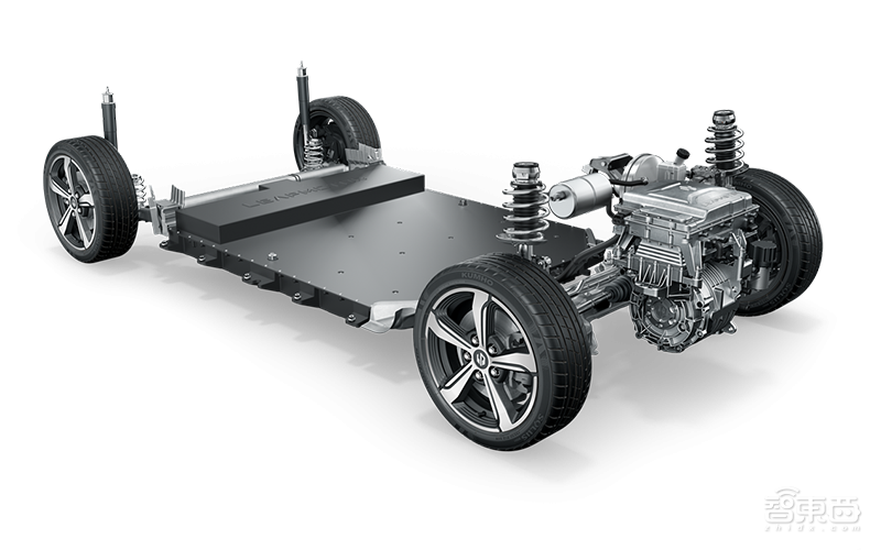 10万块买电动跑车！百公里加速7秒内，还能玩自动驾驶