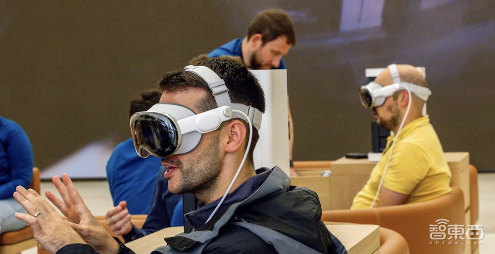 第二代Vision Pro有望明年秋季上市,搭载M5芯片,外观变化不大