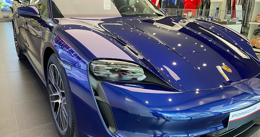 保时捷召回2570辆Taycan，因电池存在安全隐患