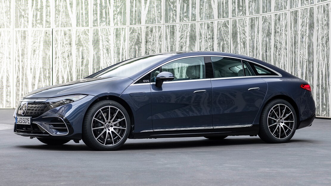 外媒试驾奔驰EQS：实际续航超780公里，国内今年就能买