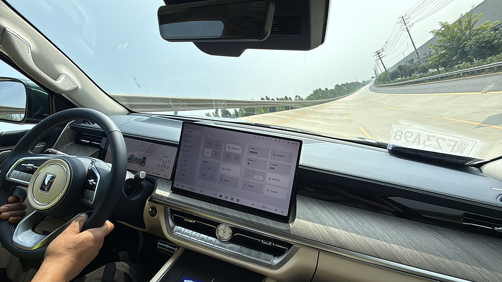 一家企业一座城,创业35年,深入走进保定探访长城汽车