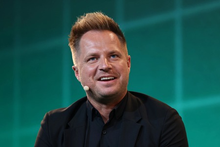 卡塔尔王室富豪、亚马逊,联手投了一家人形机器人公司