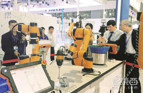 给阿迪年造百万双鞋!45家涌入机器人新风口