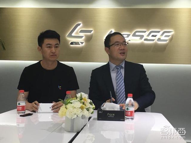 智东西晚报:疑iPhone 7 Pro双摄/无耳机孔设计图曝光 三星研VR无线一体机