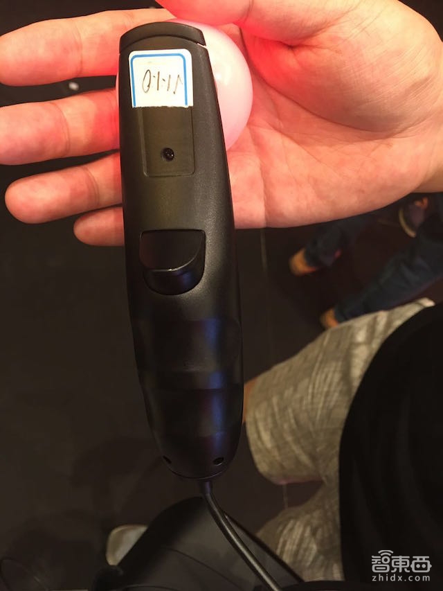 蚁视二代PC版头盔:单目红外全方位识别3499元