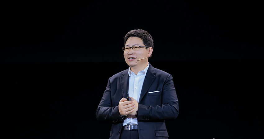 余承东罕见认错，与北汽合作升级，还连甩五项重磅技术更新