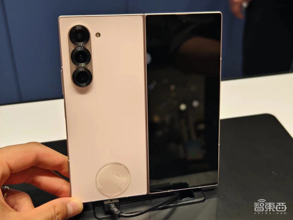 三星AI手机国内首发体验!用上字节豆包大模型,折叠屏让AI玩出新花样