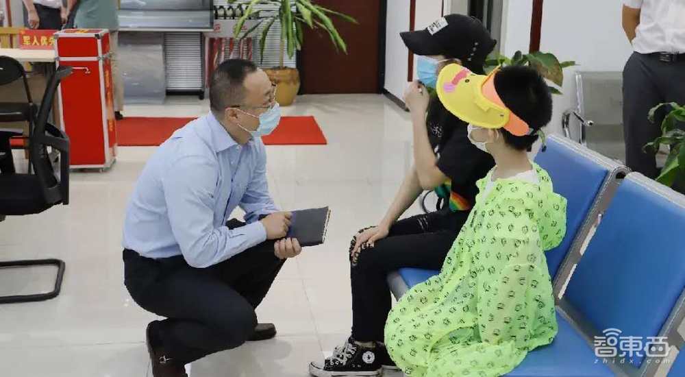 总理点赞，国务院发文！一网通办到底多好用？真实现状起底