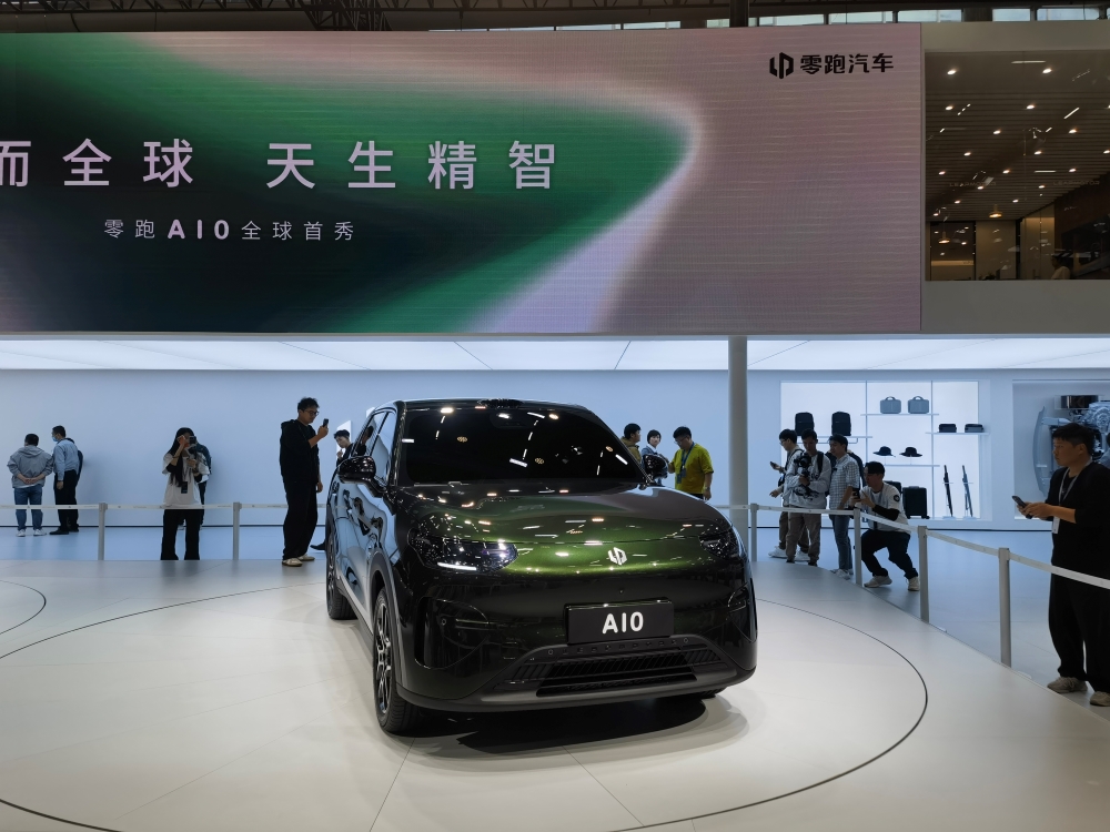 零跑A10全球首秀!10万内搭载激光雷达,支持“车位到车位”
