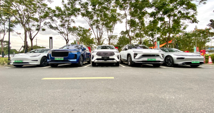 五辆智能车同台竞技 究竟谁的车机更好用？