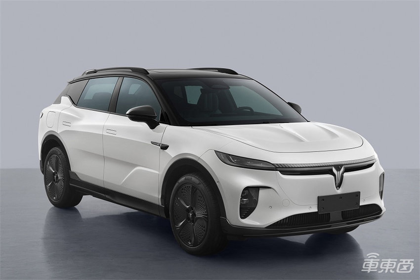 工信部“车展”五大热门车型亮相!特斯拉比亚迪对轰,岚图新车或首搭华为智驾