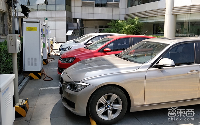 起底苦逼的充电桩行业:超43家入局,蒙眼狂奔3年!