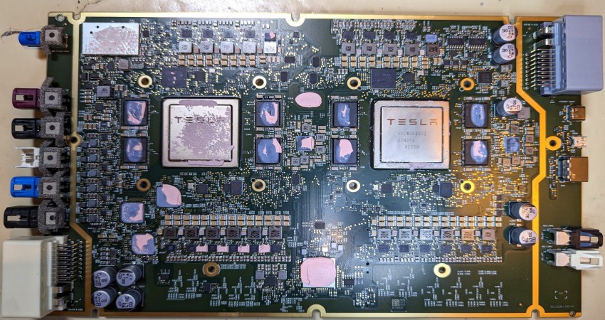 特斯拉Hardware 4.0已装车交付，部分功能仍然缺失