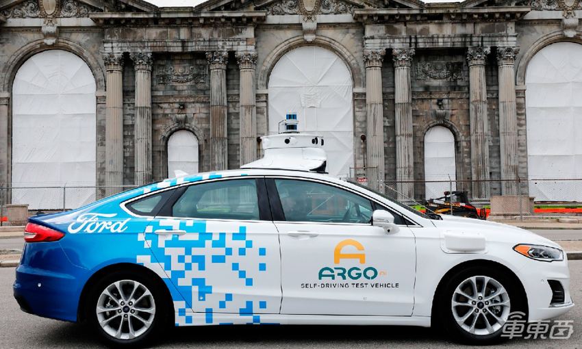 沃尔玛要使用无人车在美国送货了!福特与Argo AI承运