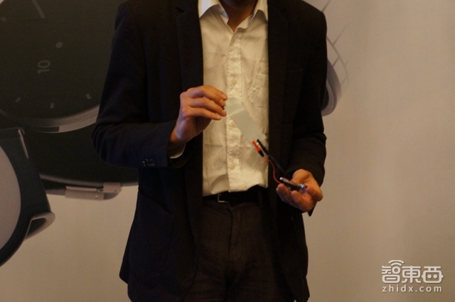 众筹1亿日元索尼电子纸手表入华 我们对话了它的创造者