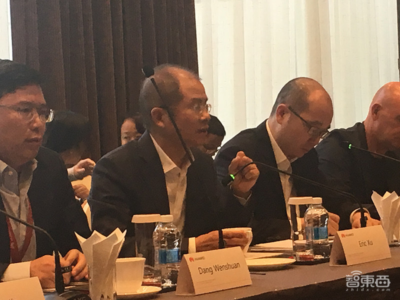 对话华为徐直军:明年发车规级自动驾驶芯片!华为做芯片就是决策快不差钱