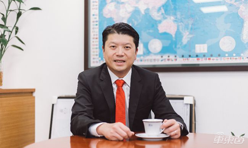 直击两会|超16名车圈大佬提议,智能汽车未来这么搞