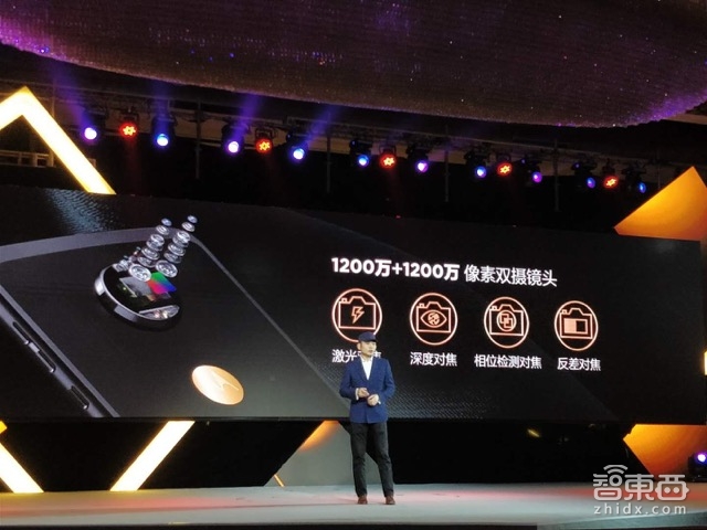 整套售价9999! 这是联想最贵最硬的MOTO手机