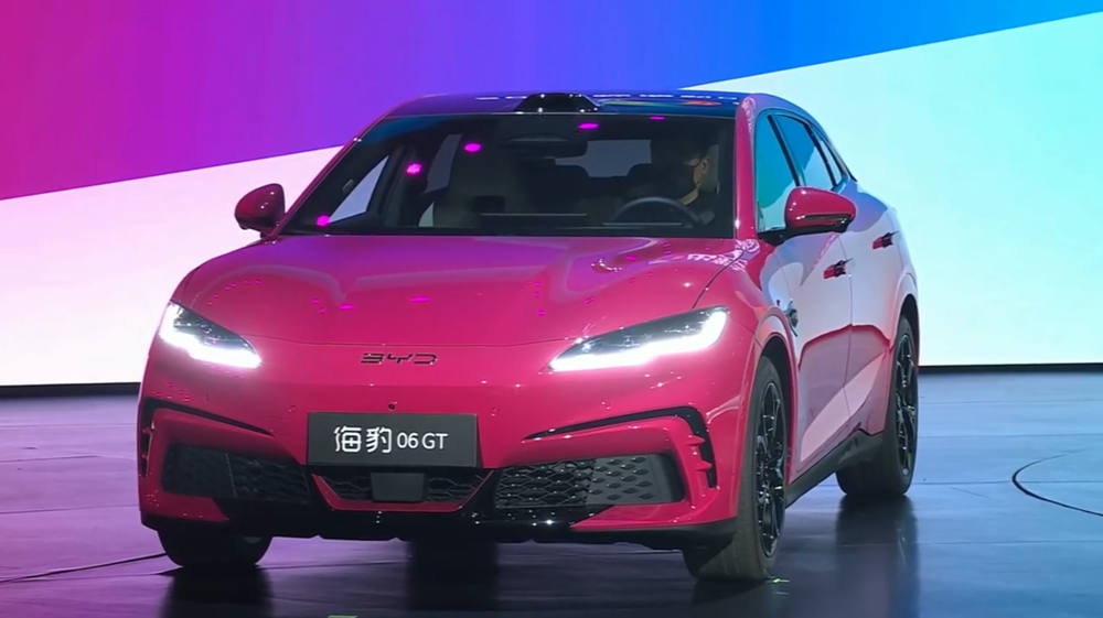 11.19万起！比亚迪新款海豹06双车型上市，搭载天神之眼5.0