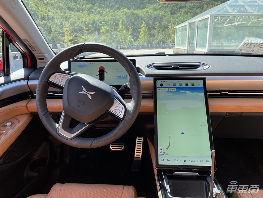 试驾小鹏P5:能“装”又好玩,还能成为移动大床房