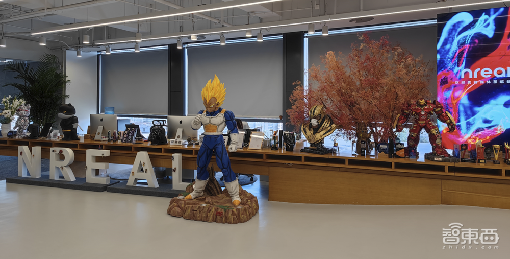 深度对话Nreal创始人徐驰:如何把影响未来十年的技术,做到一副AR眼镜里?