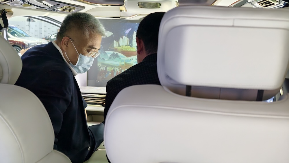 五大趋势看懂2025广州车展:增程纯电对攻,智驾成最大变量,华为稳坐“隐形C位”