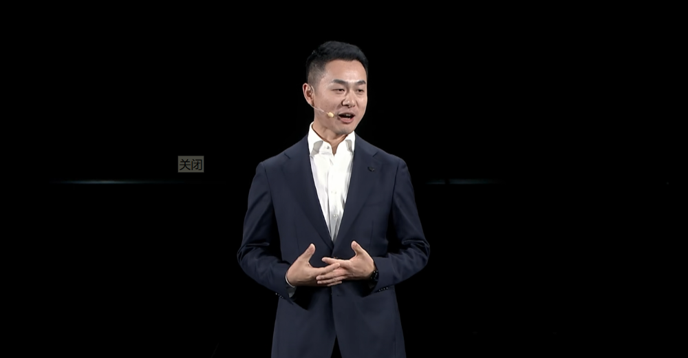 零跑首款MPV首发亮相！朱江明：下一个十年冲击400万年销