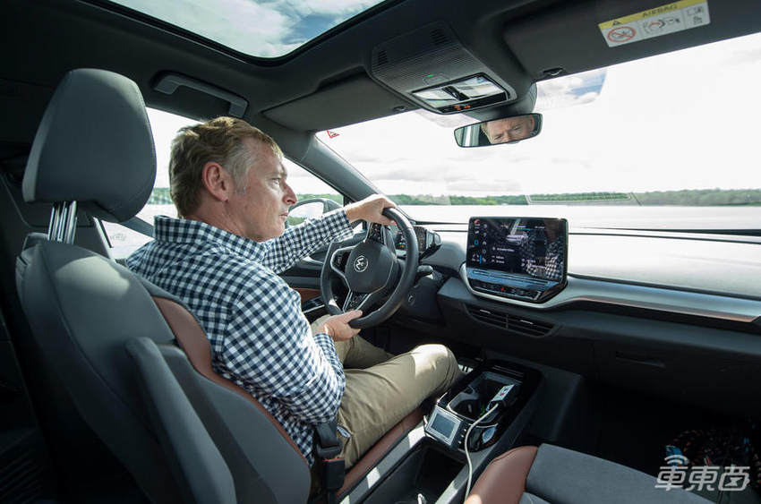 外媒首试大众纯电SUV：空间比途观还大，驾驶体验优秀