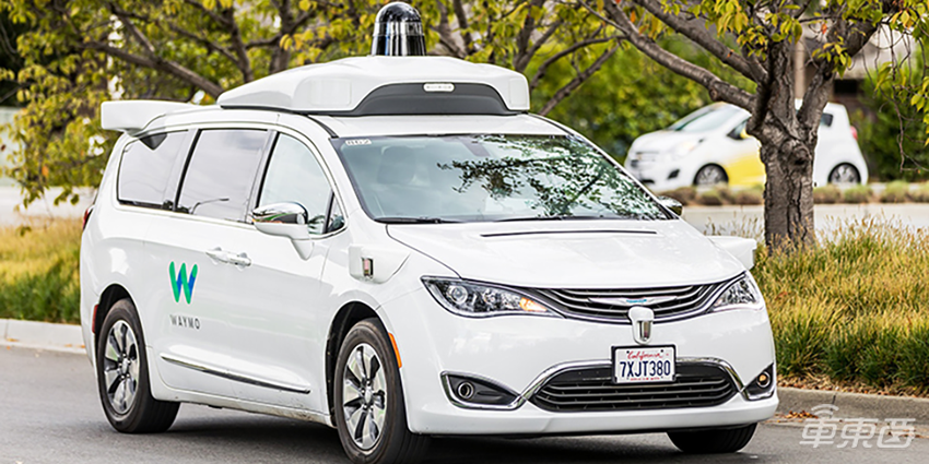 Waymo无人出租车扩大运营范围,存在事故风险被官员批评