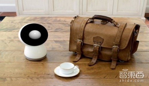 为什么社交机器人都长得一个样？