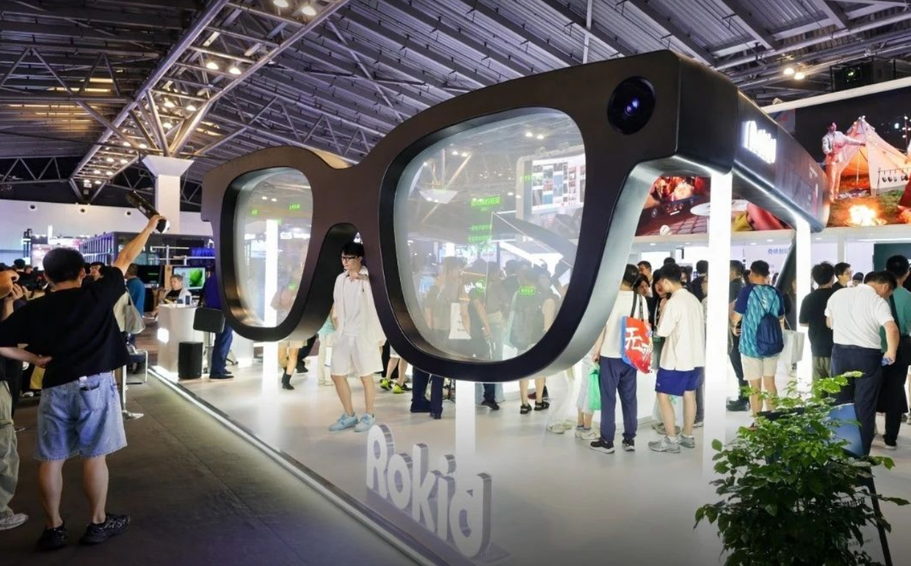 5天爆卖40000台,做AR+AI眼镜的“小而美”,Rokid先交卷了