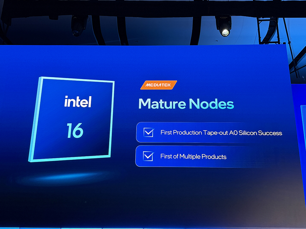 重磅:英特尔揭秘1.4nm细节!晒神秘AI芯片