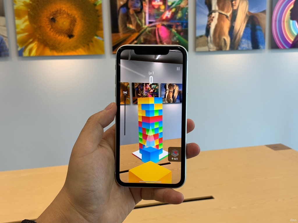 iPhone XR今日預(yù)售！首發(fā)上手，給你老款iPhone升級的5個理由