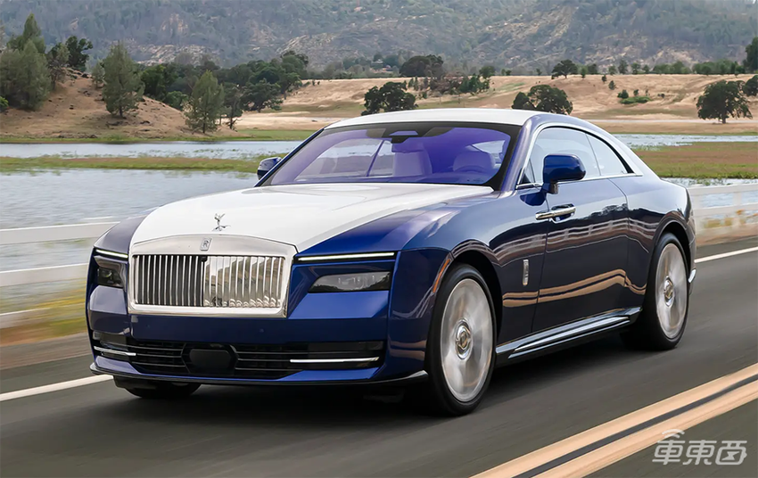 太顶了!鸿蒙智行尊界未发先火,余承东三大招硬刚迈巴赫劳斯莱斯