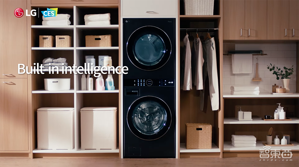 卷轴屏扎堆、三星机器人cos杨过!54年首次云办展的CES怎么玩?