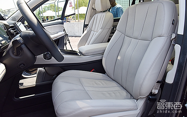 【视频】 蔚来ES8赛道暴力试驾!虐出33个国民拷问