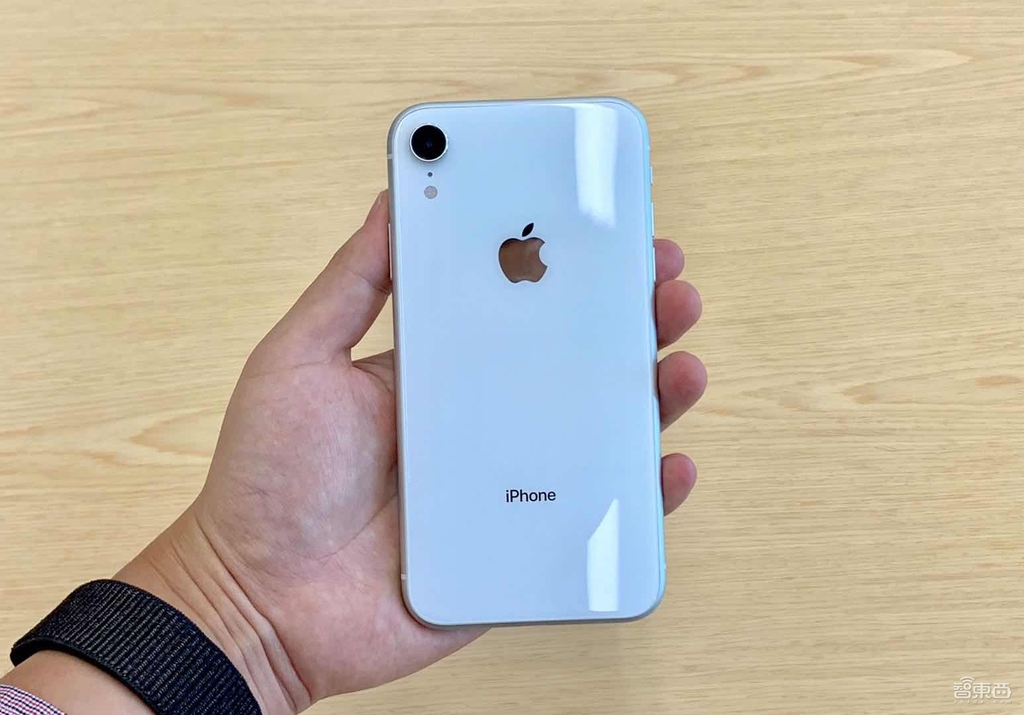 iPhone XR今日预售!首发上手,给你老款iPhone升级的5个理由
